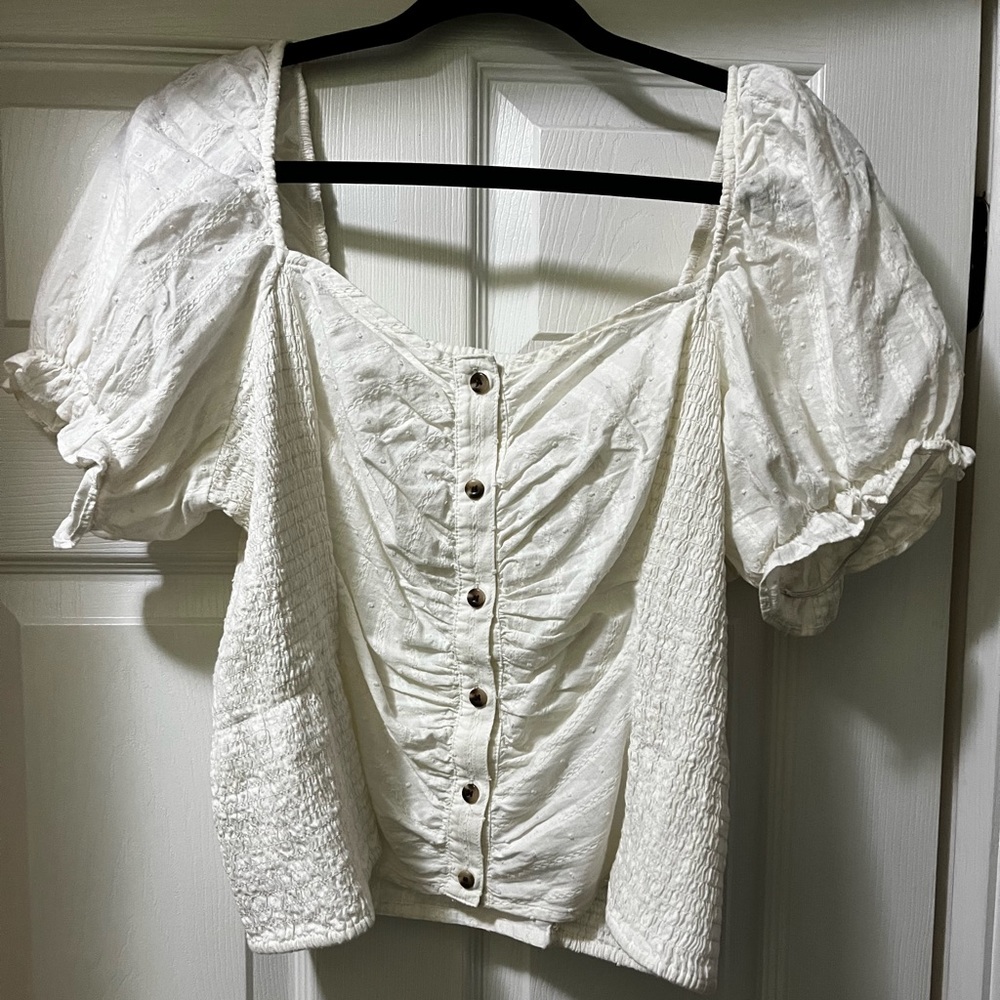 BP Ruched Puff Sleeve Blouse